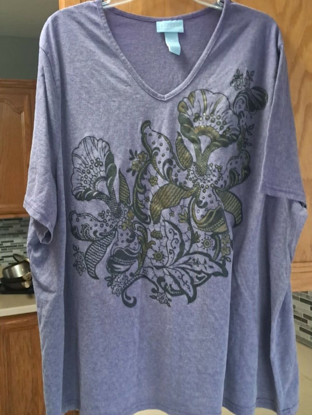 WOMENS TOP - Picture 2 of 7